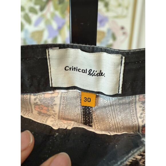 Critical Slide Ceremony Floral Striped 18in Board Short Swim Green Mens Size 30 - Picture 10 of 10